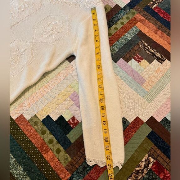 Vintage Napa Valley Womens Sweater Large White Beaded Mock Neck Grannycore 80s - Picture 4 of 9